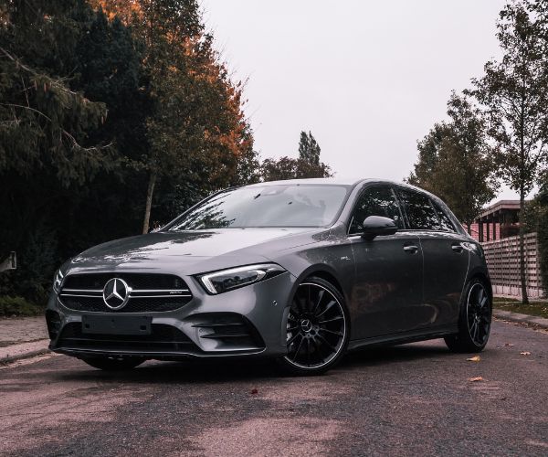 KFZ-Gutachter in Herford: Mercedes A-Klasse von vorne